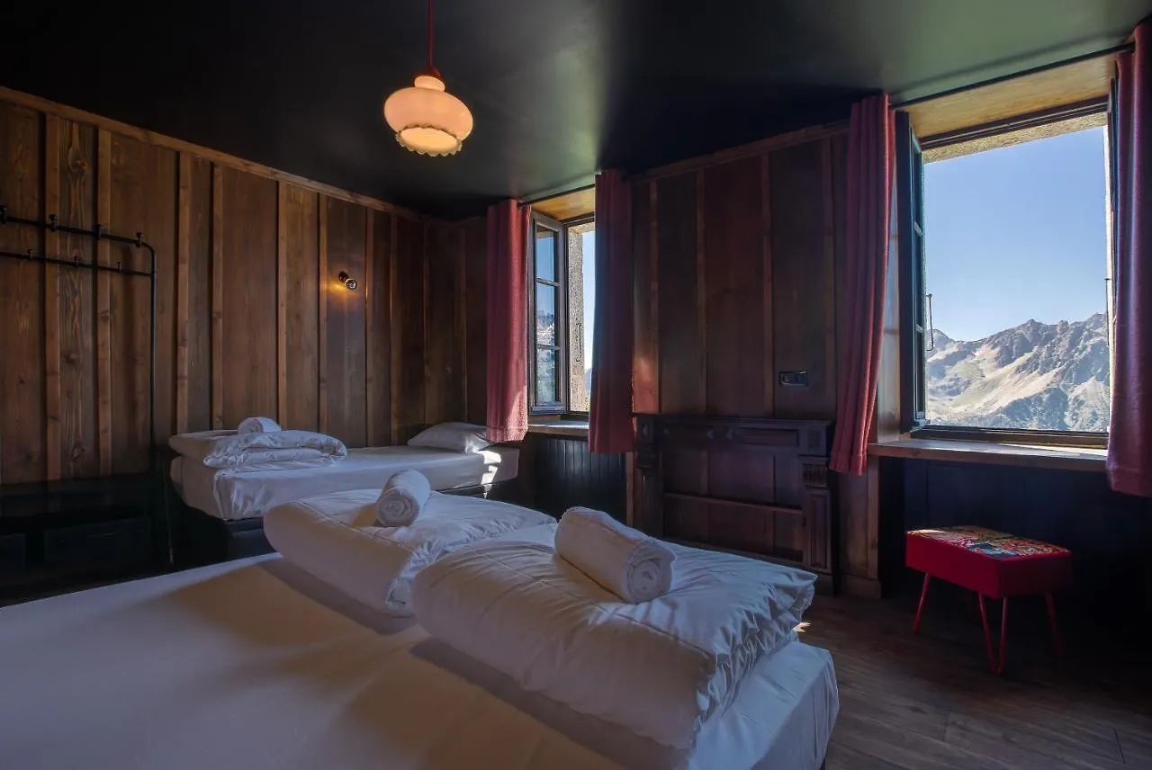 Hotel Refuge Du Montenvers Chamonix Mont Blanc